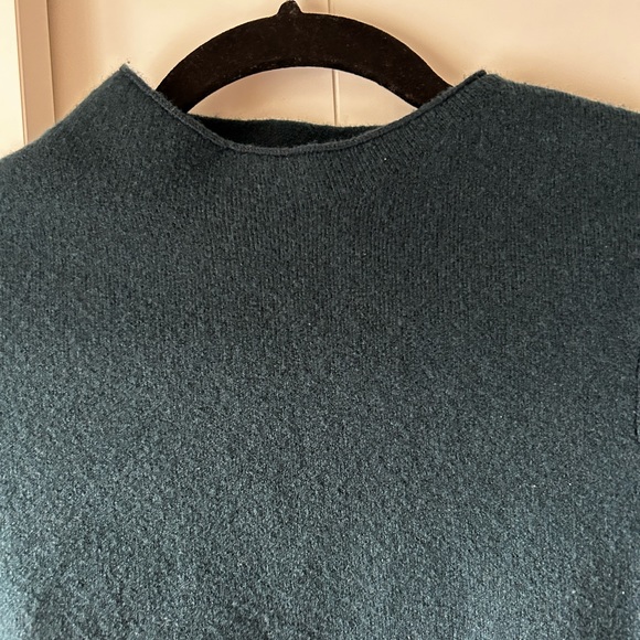 Fitted soft Zara dress - Picture 3 of 3